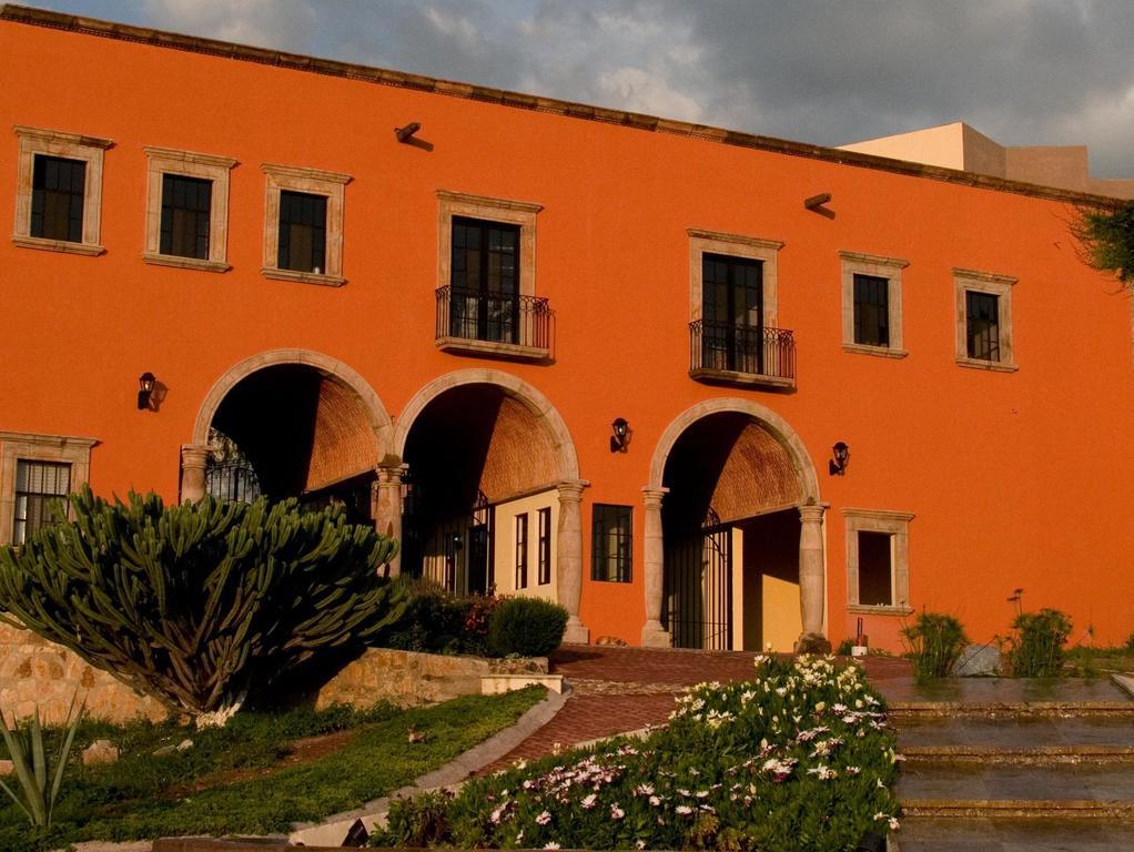 Acuarela Suites Альенде Экстерьер фото